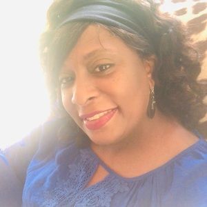Meet your Posher, Carolyn